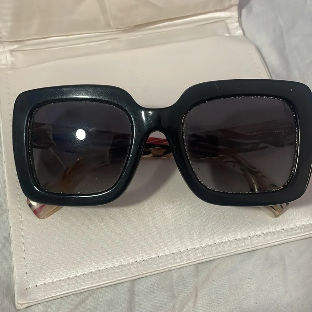 Authentic Burberry sunglasses. B 4284 3803/13 520022. Black square glasses - Picture 5 of 7